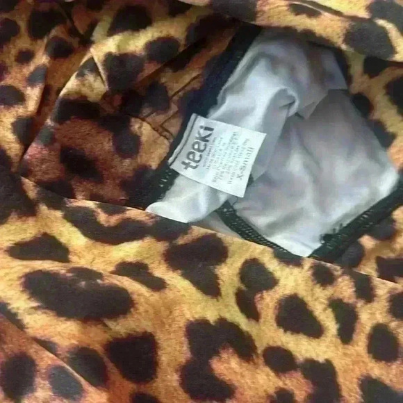 TEEKI GOLD AWAKENING LEOPARD HOT  PANT LEGGINGS EXTRA SMALL - Picture 4 of 4